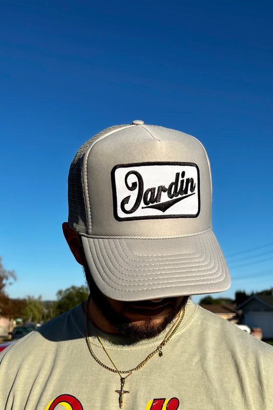 Jardin Pit Crew Trucker